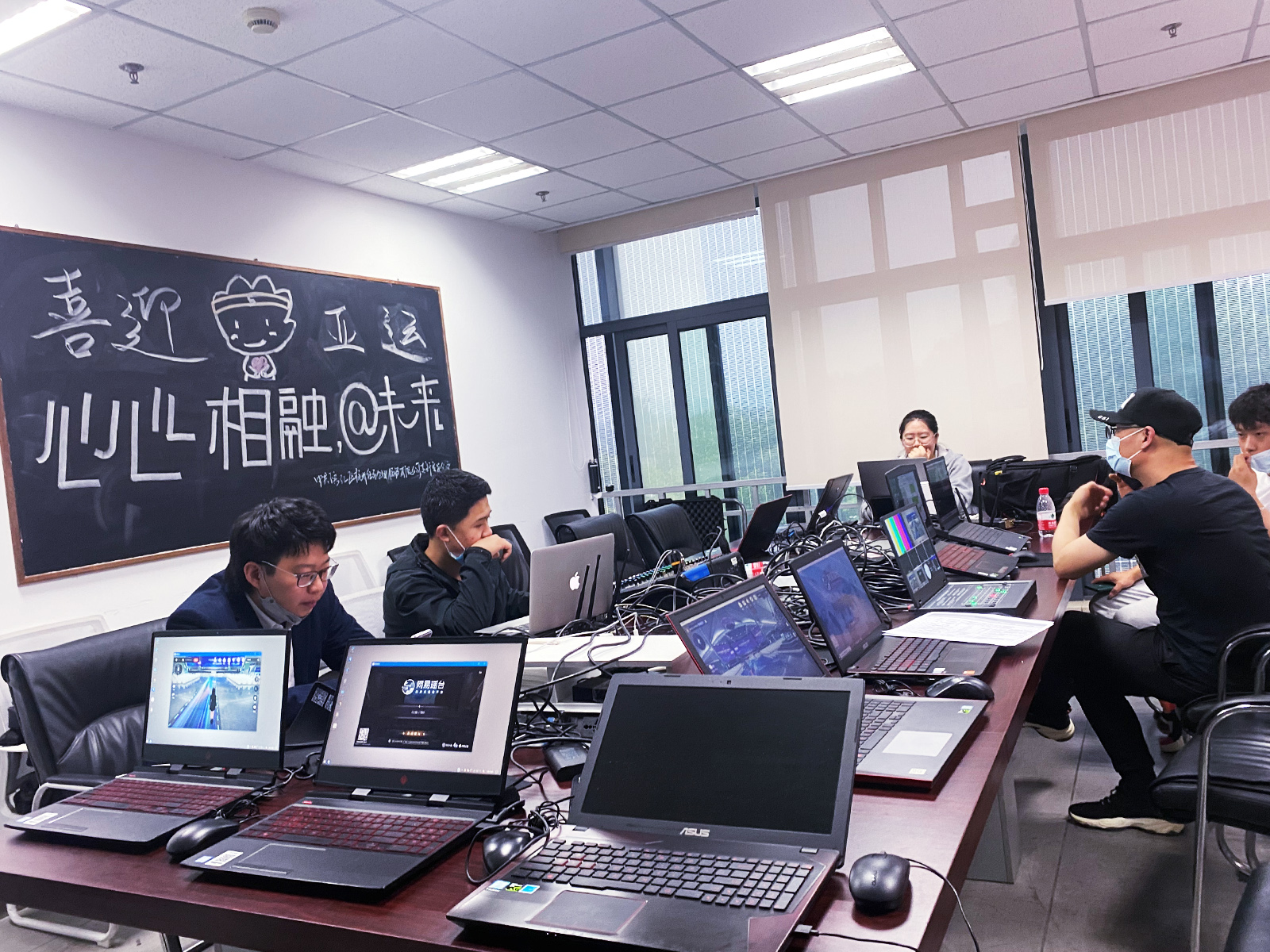 活動執(zhí)行方案討論場景