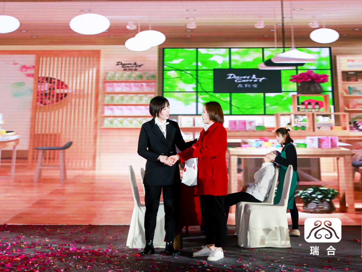 公司周年慶典小品表演