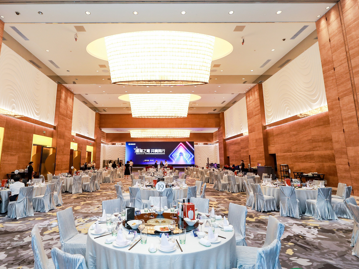 活動晚宴現(xiàn)場布置