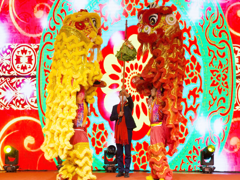 民俗表演——舞獅