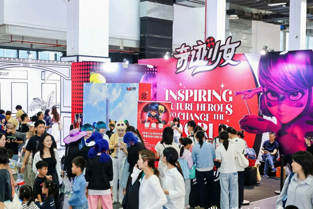 法國IP《奇跡少女》展位